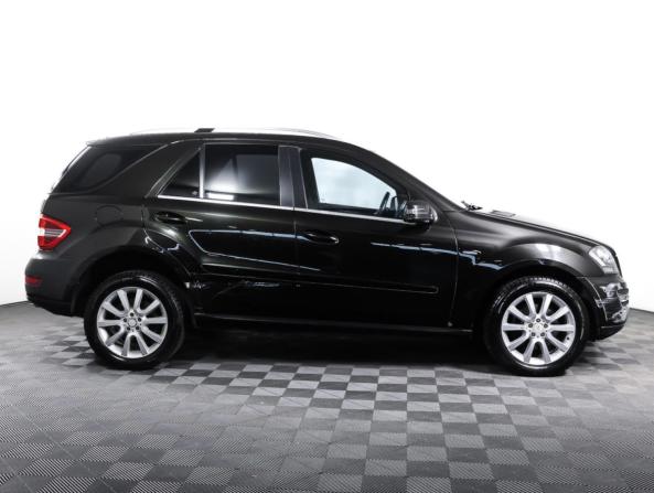 Mercedes-Benz M-Класс II (W164) Рестайлинг с пробегом 2011 года, цена 1 590 000 рублей, 225678 км, внедорожник, Автокод Объявления