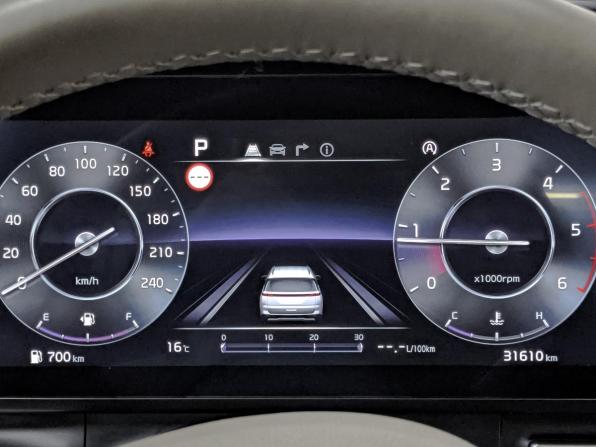 Kia Carnival IV с пробегом 2023 года, цена 4 850 000 рублей, 31601 км, минивэн, Автокод Объявления