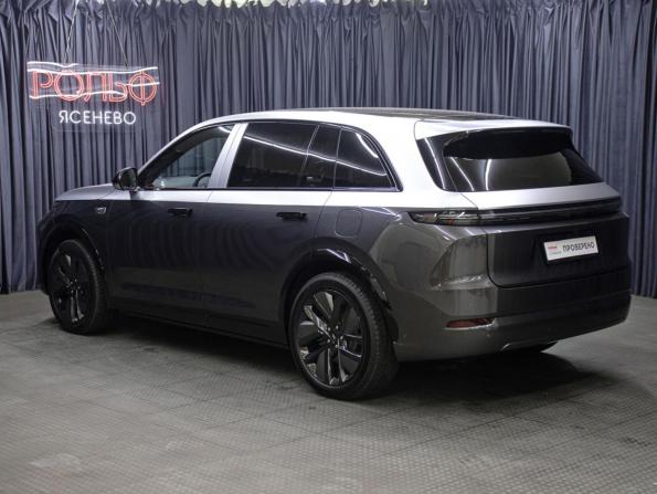 Li Auto (Lixiang) L7 I Рестайлинг с пробегом 2024 года, цена 7 398 000 рублей, 3146 км, внедорожник, Автокод Объявления