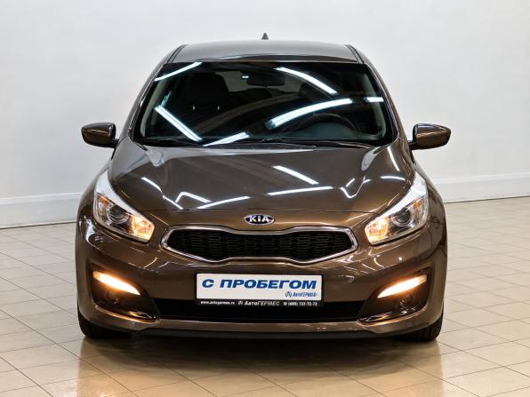Kia Ceed II Рестайлинг с пробегом 2018 года, цена 1 430 000 рублей, 87842 км, хэтчбек, Автокод Объявления