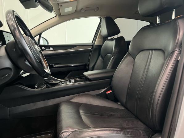 Kia K5 III с пробегом 2020 года, цена 2 440 000 рублей, 109000 км, седан, Автокод Объявления
