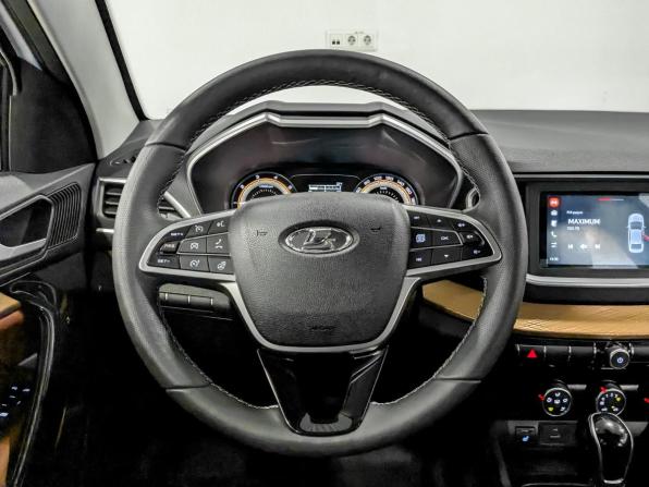 Lada (ВАЗ) Vesta I Рестайлинг (NG) с пробегом 2024 года, цена 1 395 000 рублей, 57177 км, седан, Автокод Объявления