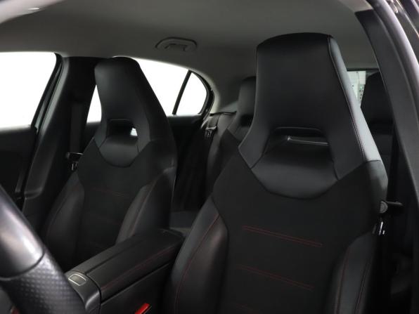 Mercedes-Benz A-Класс IV (W177) с пробегом 2018 года, цена 2 557 500 рублей, 53526 км, хэтчбек, Автокод Объявления