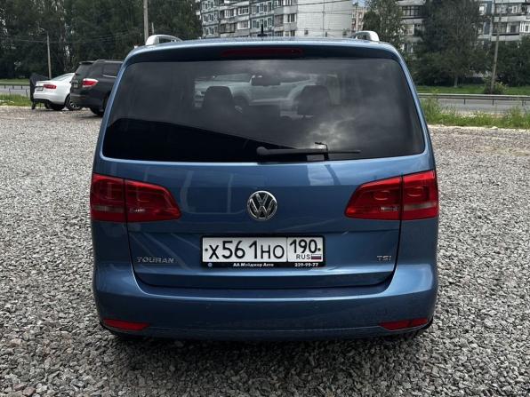 Volkswagen Touran I Рестайлинг 2 с пробегом 2010 года, цена 999 000 рублей, 236516 км, компактвэн, Автокод Объявления