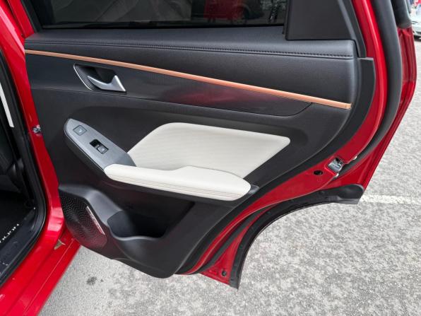 Haval Jolion I с пробегом 2023 года, цена 2 035 000 рублей, 43867 км, внедорожник, Автокод Объявления