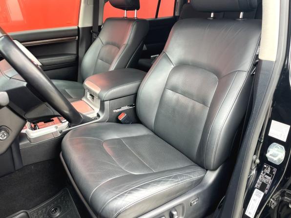 Toyota Land Cruiser 200 Series Рестайлинг 2 с пробегом 2020 года, цена 7 600 000 рублей, 84632 км, внедорожник, Автокод Объявления