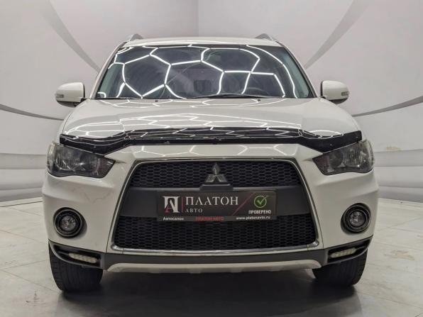 Mitsubishi Outlander II Рестайлинг с пробегом 2010 года, цена 890 000 рублей, 205122 км, внедорожник, Автокод Объявления
