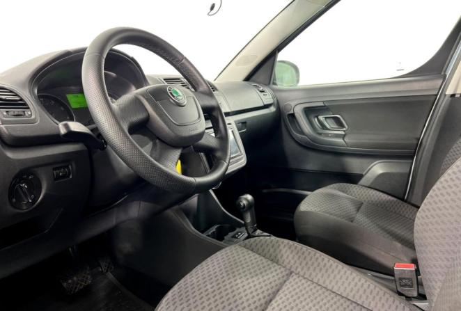 Skoda Roomster I Рестайлинг с пробегом 2011 года, цена 645 000 рублей, 114533 км, компактвэн, Автокод Объявления