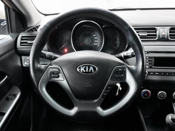 Kia Rio III Рестайлинг с пробегом 2015 года, цена 965 000 рублей, 168368 км, седан, Автокод Объявления