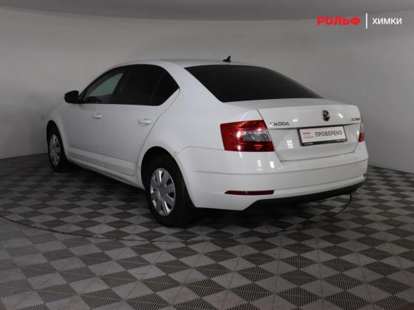 Skoda Octavia III (A7) Рестайлинг с пробегом 2019 года, цена 890 000 рублей, 313851 км, лифтбек, Автокод Объявления