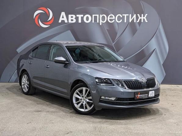 Skoda Octavia III (A7) Рестайлинг с пробегом 2019 года, цена 1 610 000 рублей, 207137 км, лифтбек, Автокод Объявления