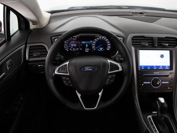 Ford Mondeo V с пробегом 2016 года, цена 1 325 000 рублей, 209904 км, седан, Автокод Объявления