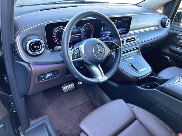 Mercedes-Benz V-Класс III (W447) Рестайлинг 2 с пробегом 2024 года, цена 13 600 000 рублей, 6436 км, минивэн, Автокод Объявления