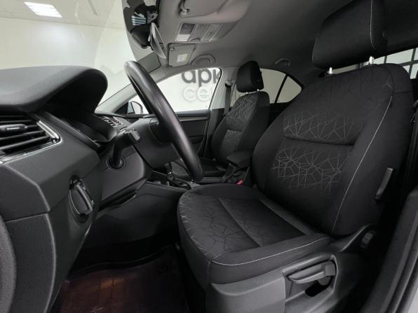 Skoda Octavia III (A7) Рестайлинг с пробегом 2020 года, цена 2 430 000 рублей, 39825 км, лифтбек, Автокод Объявления