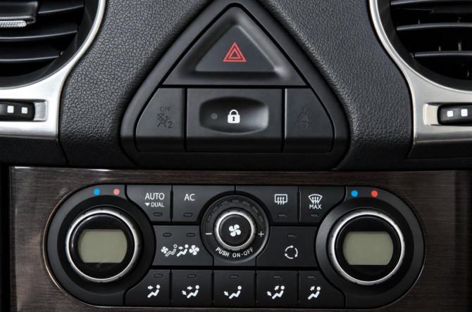 Renault Koleos I Рестайлинг с пробегом 2013 года, цена 1 079 000 рублей, 253918 км, внедорожник, Автокод Объявления