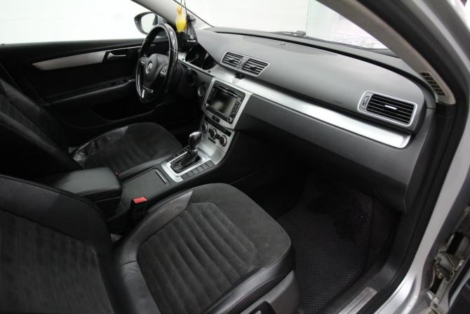 Volkswagen Passat B7 с пробегом 2013 года, цена 1 200 000 рублей, 228000 км, универсал, Автокод Объявления