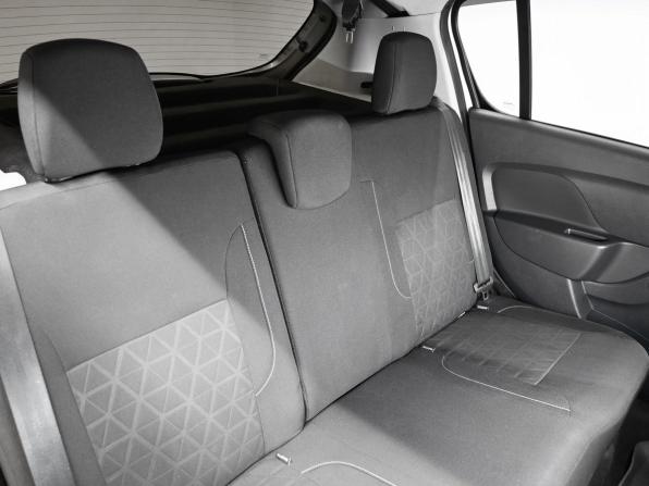 Renault Sandero II с пробегом 2015 года, цена 1 095 000 рублей, 80344 км, хэтчбек, Автокод Объявления