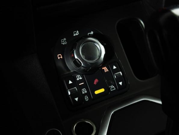 Land Rover Discovery IV с пробегом 2012 года, цена 1 699 700 рублей, 126833 км, внедорожник, Автокод Объявления