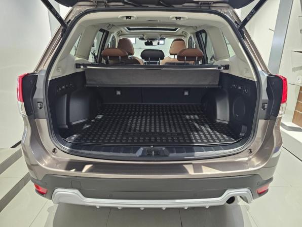 Subaru Forester V Рестайлинг с пробегом 2025 года, цена 6 300 000 рублей, 5740 км, внедорожник, Автокод Объявления