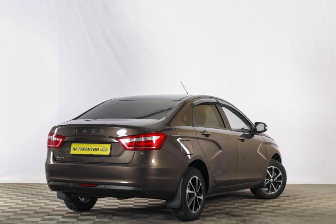 Lada (ВАЗ) Vesta I с пробегом 2021 года, цена 1 269 000 рублей, 67000 км, седан, Автокод Объявления