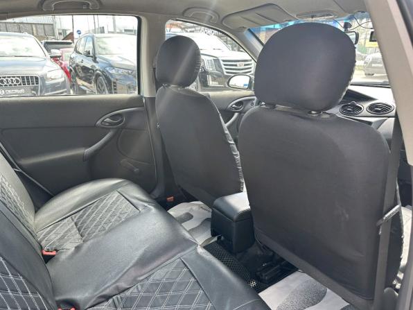 Ford Focus I Рестайлинг с пробегом 2003 года, цена 339 000 рублей, 133300 км, седан, Автокод Объявления