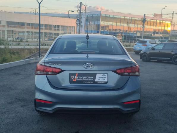 Hyundai Solaris II с пробегом 2017 года, цена 995 000 рублей, 201478 км, седан, Автокод Объявления