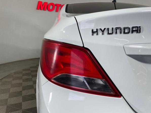 Hyundai Solaris I Рестайлинг с пробегом 2014 года, цена 745 000 рублей, 239055 км, седан, Автокод Объявления
