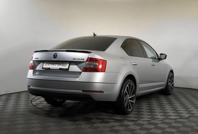 Skoda Octavia III (A7) с пробегом 2017 года, цена 1 690 000 рублей, 218093 км, лифтбек, Автокод Объявления