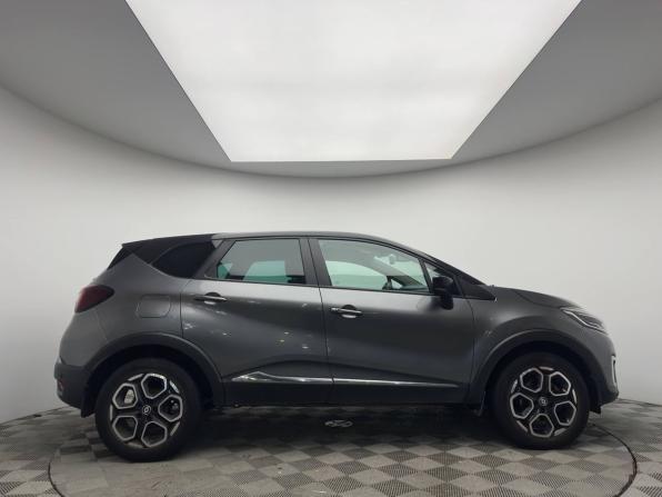 Renault Kaptur I Рестайлинг с пробегом 2021 года, цена 1 579 000 рублей, 120028 км, внедорожник, Автокод Объявления