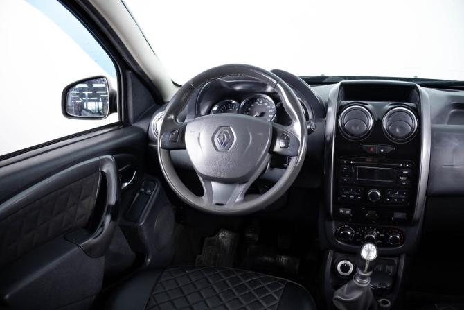 Renault Duster I Рестайлинг с пробегом 2015 года, цена 1 259 000 рублей, 193000 км, внедорожник, Автокод Объявления