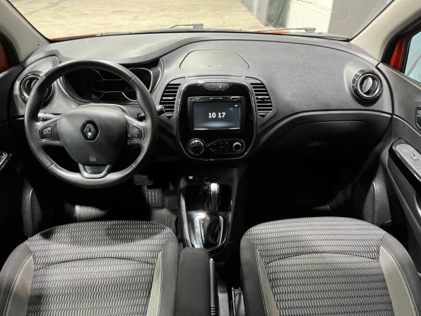 Renault Kaptur I с пробегом 2017 года, цена 1 489 000 рублей, 118800 км, внедорожник, Автокод Объявления