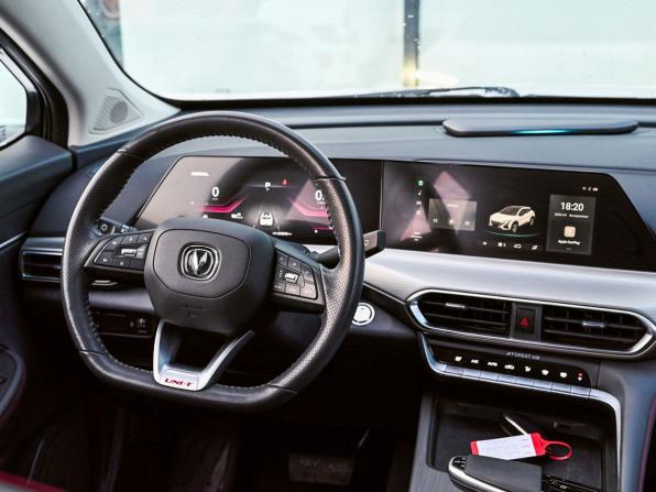 Changan UNI-T I с пробегом 2023 года, цена 2 110 000 рублей, 54010 км, внедорожник, Автокод Объявления