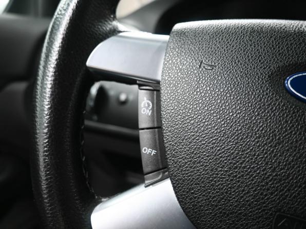 Ford Focus II с пробегом 2008 года, цена 569 900 рублей, 228000 км, седан, Автокод Объявления