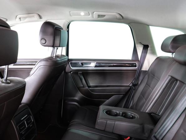 Volkswagen Touareg II Рестайлинг с пробегом 2016 года, цена 3 299 000 рублей, 124902 км, внедорожник, Автокод Объявления