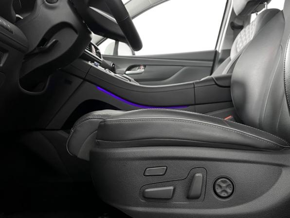 Hyundai Santa Fe IV Рестайлинг с пробегом 2021 года, цена 4 539 000 рублей, 17680 км, внедорожник, Автокод Объявления