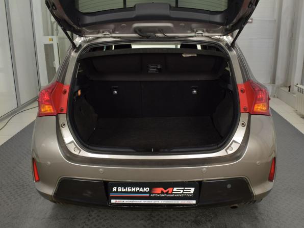 Toyota Auris II с пробегом 2013 года, цена 1 299 995 рублей, 118672 км, хэтчбек, Автокод Объявления
