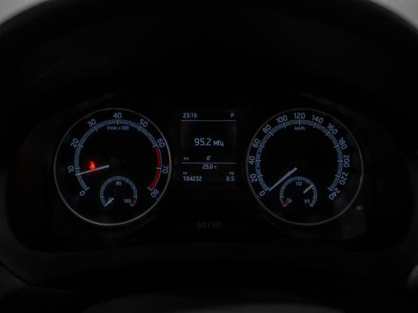 Skoda Rapid I Рестайлинг с пробегом 2017 года, цена 1 475 000 рублей, 104228 км, лифтбек, Автокод Объявления