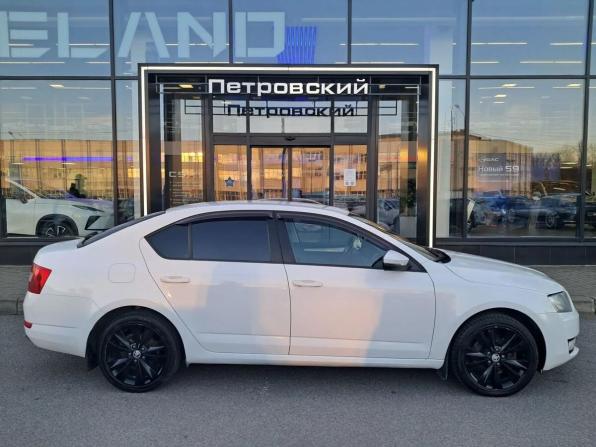 Skoda Octavia III (A7) с пробегом 2014 года, цена 825 000 рублей, 374806 км, лифтбек, Автокод Объявления