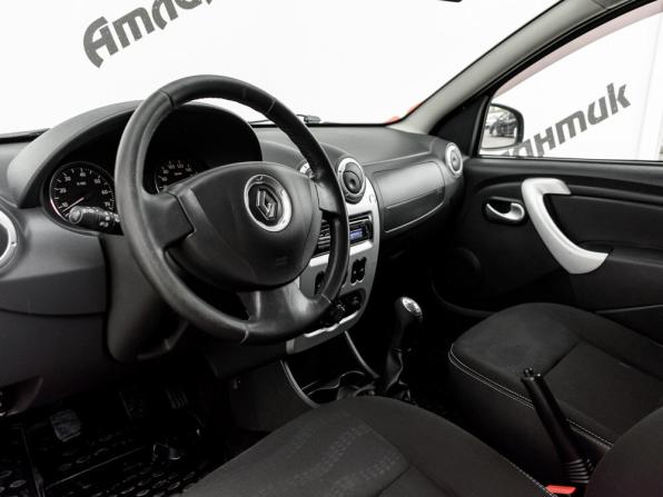 Renault Sandero I с пробегом 2014 года, цена 650 000 рублей, 225884 км, хэтчбек, Автокод Объявления