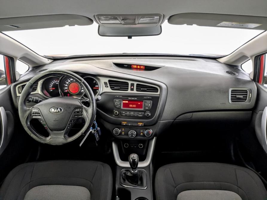 Kia Ceed II Москва  - изображение 14