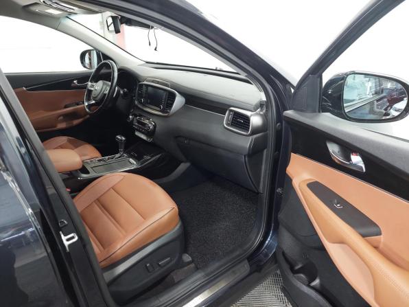 Kia Sorento III Prime Рестайлинг с пробегом 2018 года, цена 2 830 000 рублей, 93400 км, внедорожник, Автокод Объявления
