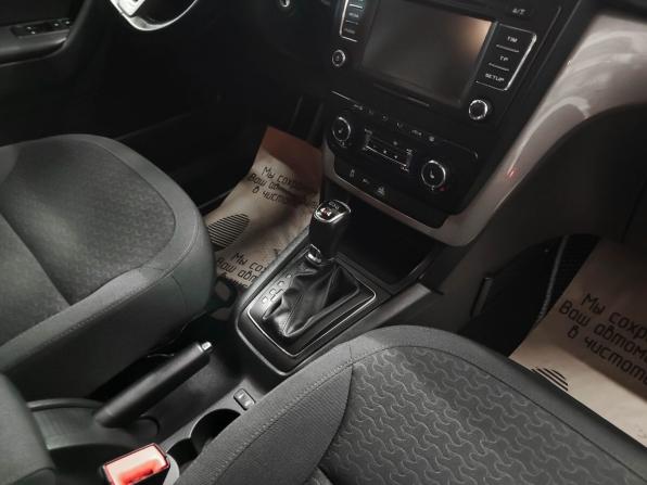 Skoda Yeti I Рестайлинг с пробегом 2014 года, цена 1 280 000 рублей, 107627 км, внедорожник, Автокод Объявления