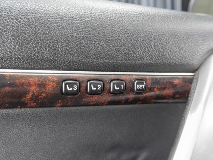 Toyota Land Cruiser 200 Series Рестайлинг 1 Тюмень  - изображение 21