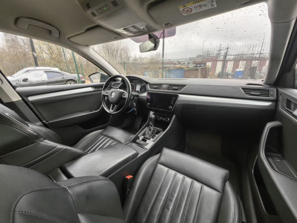 Skoda Superb III с пробегом 2018 года, цена 1 689 000 рублей, 191000 км, лифтбек, Автокод Объявления