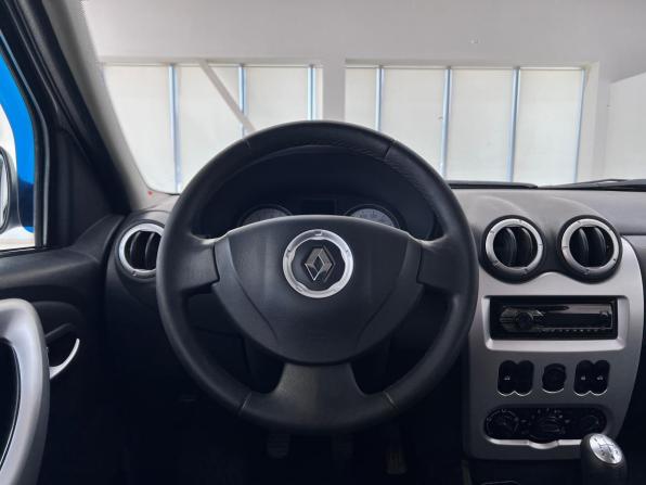 Renault Logan I Рестайлинг с пробегом 2013 года, цена 694 000 рублей, 123980 км, седан, Автокод Объявления