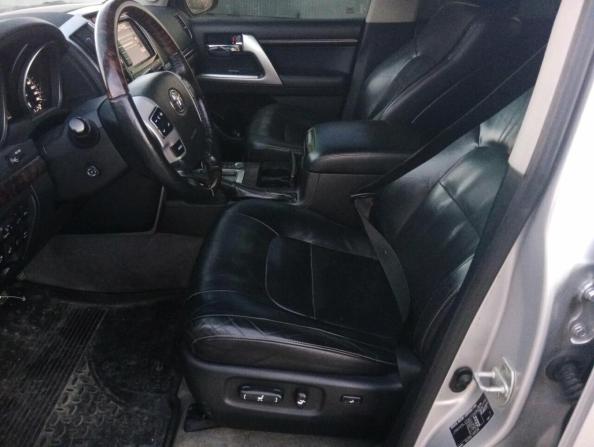 Toyota Land Cruiser 200 Series Рестайлинг 1 с пробегом 2013 года, цена 3 200 000 рублей, 240350 км, внедорожник, Автокод Объявления