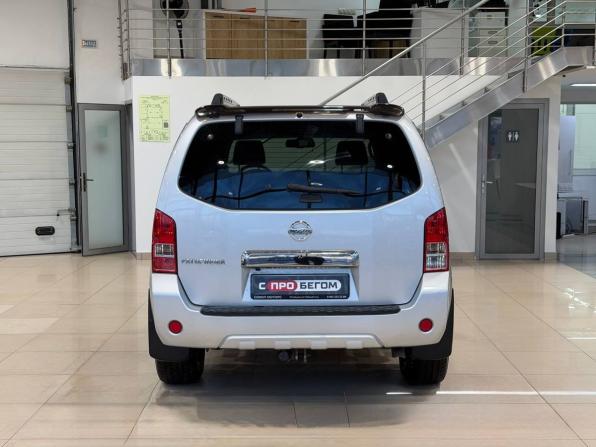 Nissan Pathfinder III Рестайлинг с пробегом 2012 года, цена 1 499 900 рублей, 203000 км, внедорожник, Автокод Объявления