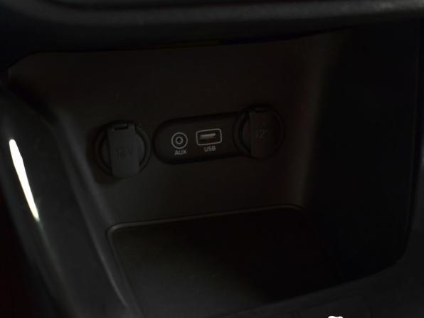 Kia Ceed II Рестайлинг с пробегом 2018 года, цена 1 199 995 рублей, 215955 км, хэтчбек, Автокод Объявления