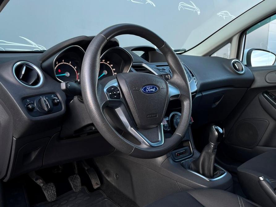 Ford Fiesta Mk6 Рестайлинг Санкт-Петербург  - изображение 5