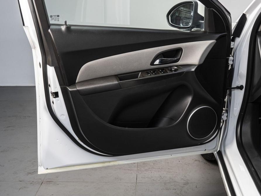 Chevrolet Cruze I Рестайлинг Тюмень  - изображение 11